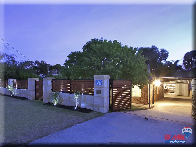 8 Fawkner Road, Two Rocks WA 6037