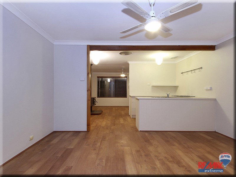 8 Fawkner Road, Two Rocks WA 6037