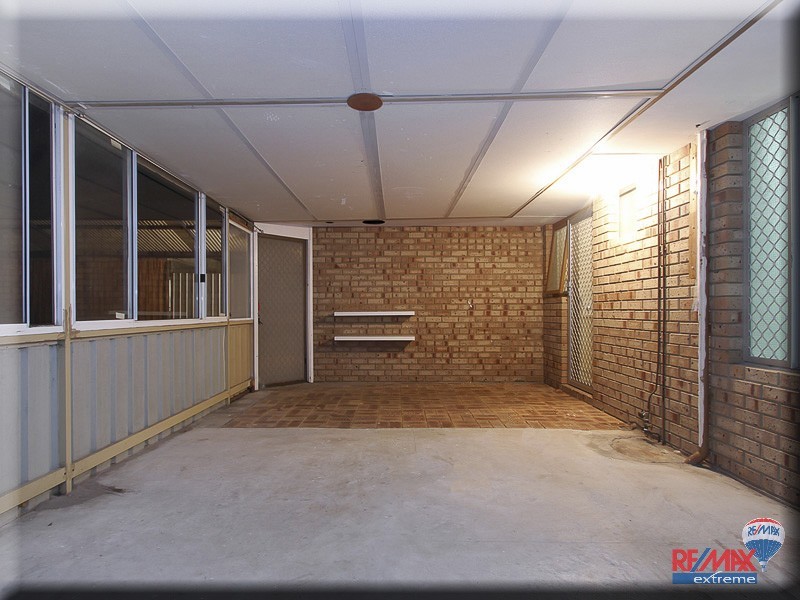 8 Fawkner Road, Two Rocks WA 6037