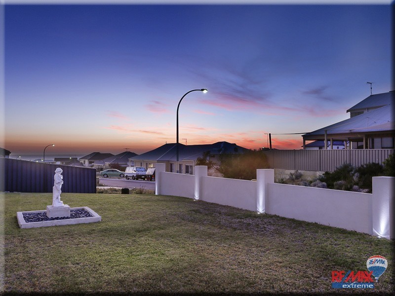 193 Lagoon Drive, Yanchep WA 6035