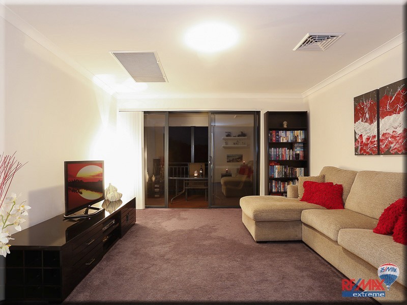 193 Lagoon Drive, Yanchep WA 6035