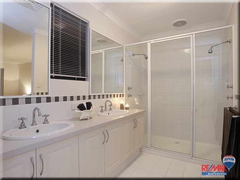 193 Lagoon Drive, Yanchep WA 6035