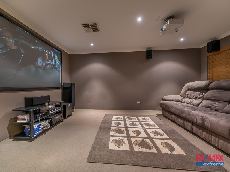 27 Sugarloaf Close, Merriwa WA 6030