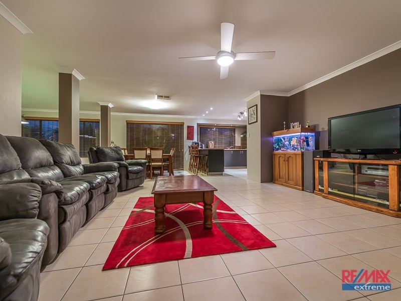 27 Sugarloaf Close, Merriwa WA 6030