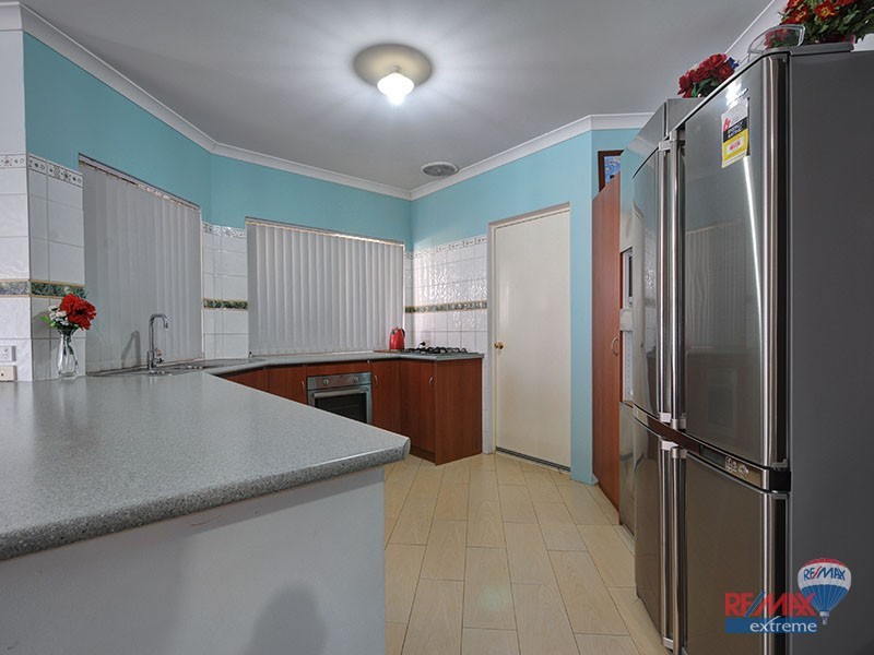 15 Oslo Street, Hocking WA 6065