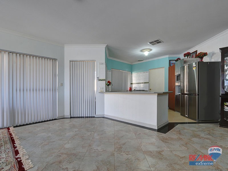 15 Oslo Street, Hocking WA 6065