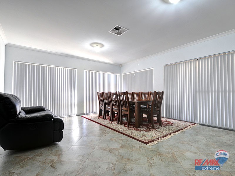 15 Oslo Street, Hocking WA 6065