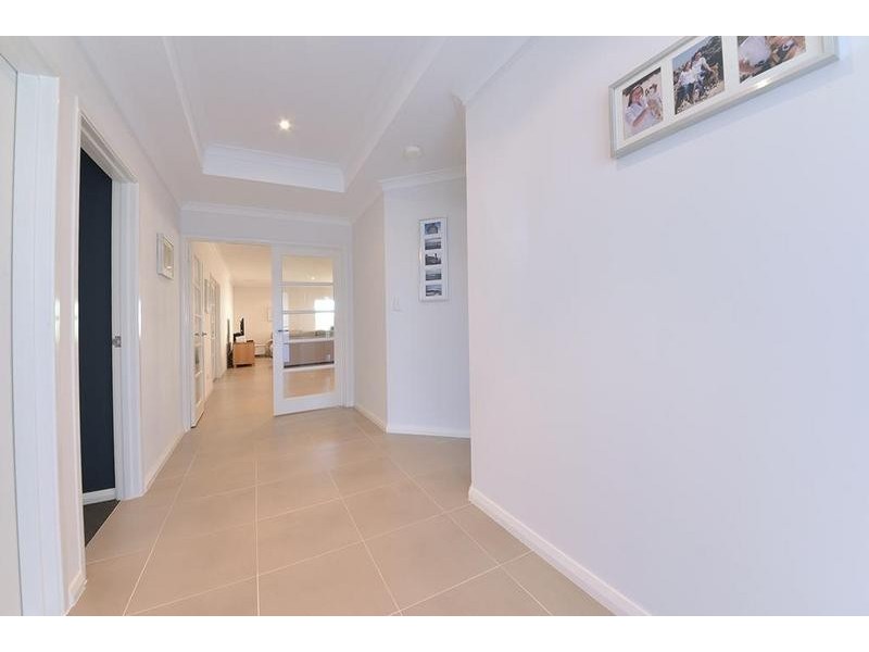 8 Kandinsky Approach, Tapping WA 6065