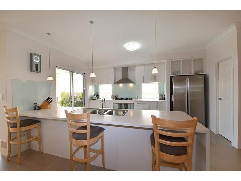 8 Kandinsky Approach, Tapping WA 6065