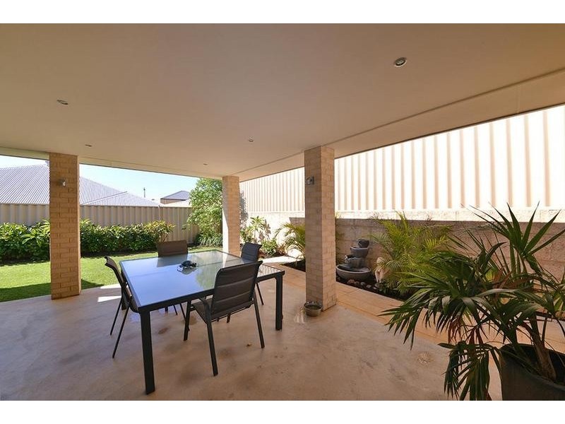 8 Kandinsky Approach, Tapping WA 6065