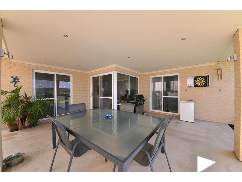 8 Kandinsky Approach, Tapping WA 6065