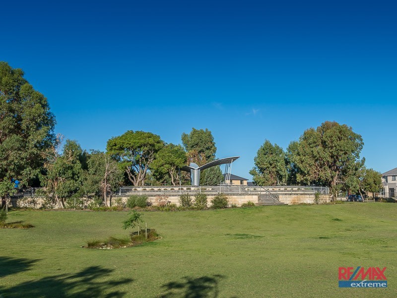 2 Lyssos Way, Tapping WA 6065