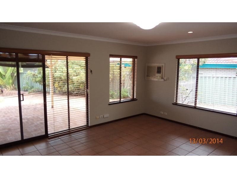 11 Fitzroy Place, Heathridge WA 6027