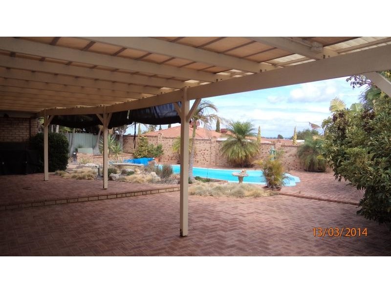 11 Fitzroy Place, Heathridge WA 6027