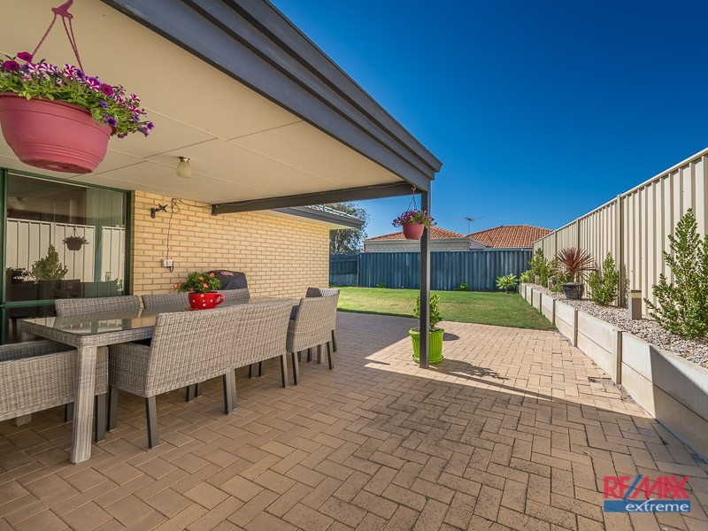 8 Sellar Elbow, Quinns Rocks WA 6030