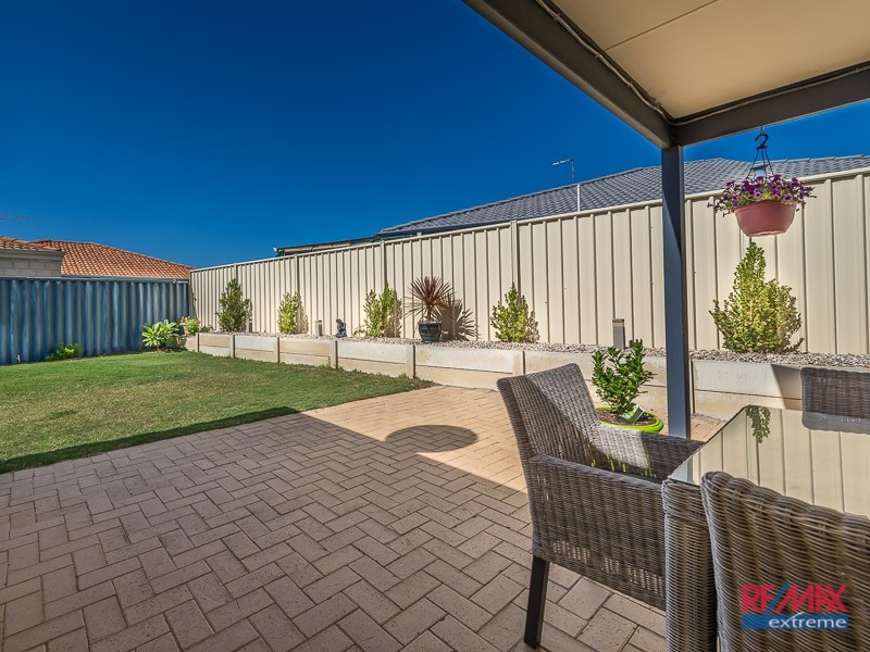 8 Sellar Elbow, Quinns Rocks WA 6030