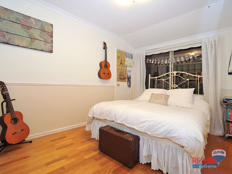 34 Cadoux Loop, Hocking WA 6065