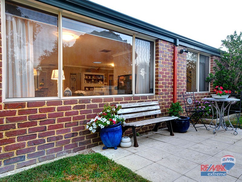 34 Cadoux Loop, Hocking WA 6065