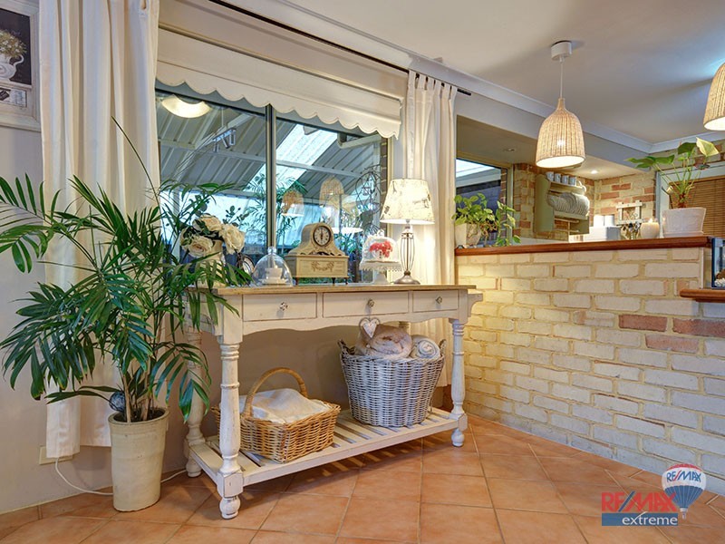 34 Cadoux Loop, Hocking WA 6065