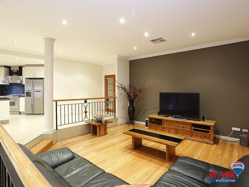 4 Hamel Close, Landsdale WA 6065
