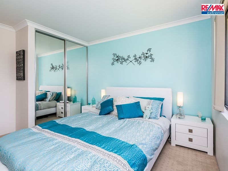 16 Stanbroke Turn, Carramar WA 6031