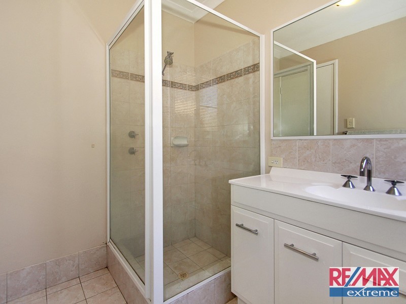 17 Limetree Circuit, Mindarie WA 6030