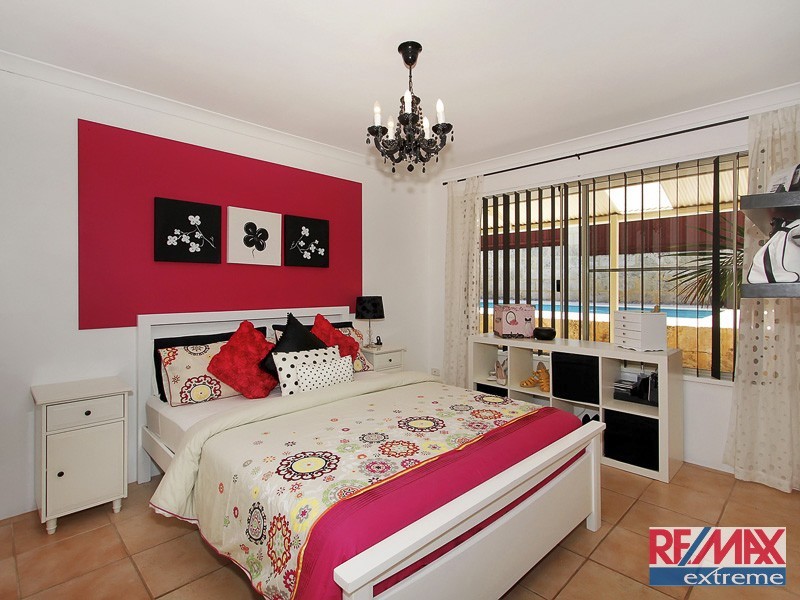 17 Limetree Circuit, Mindarie WA 6030