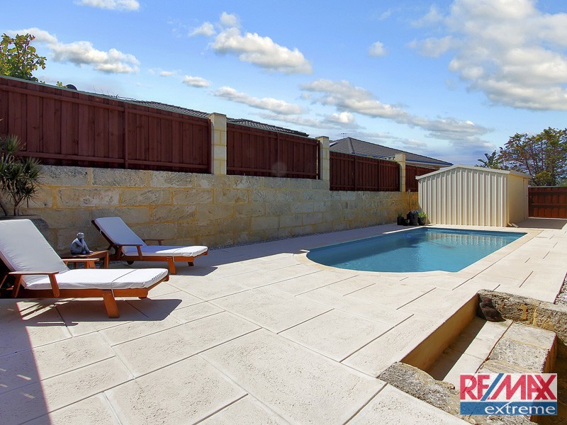 17 Limetree Circuit, Mindarie WA 6030