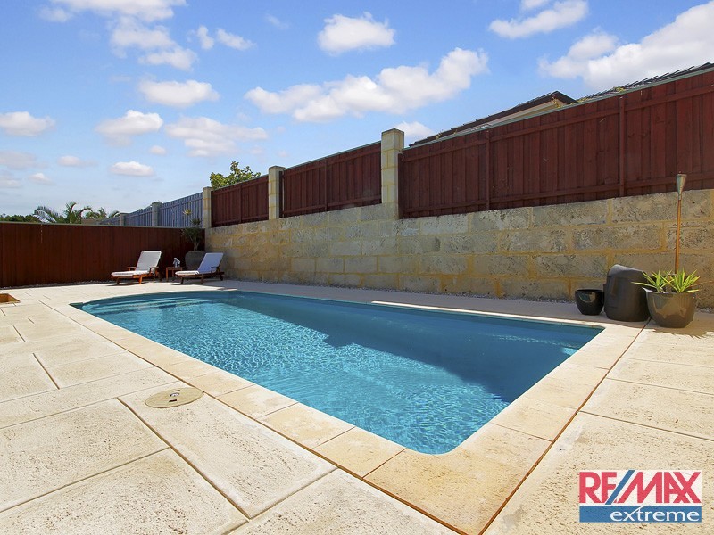 17 Limetree Circuit, Mindarie WA 6030