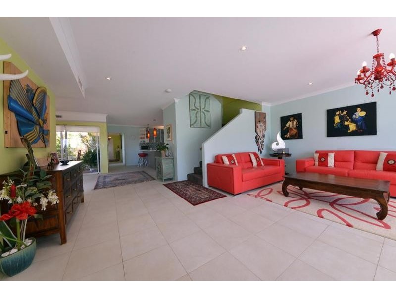 12 Labianca Vista, Carramar WA 6031