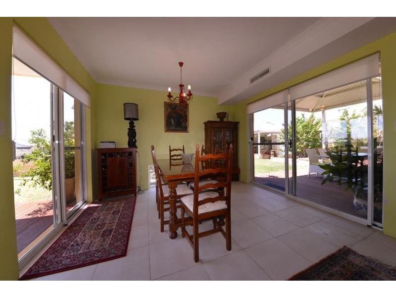 12 Labianca Vista, Carramar WA 6031