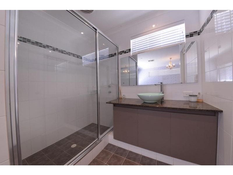 12 Labianca Vista, Carramar WA 6031