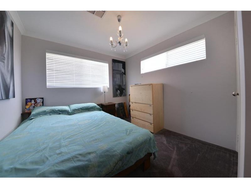 12 Labianca Vista, Carramar WA 6031