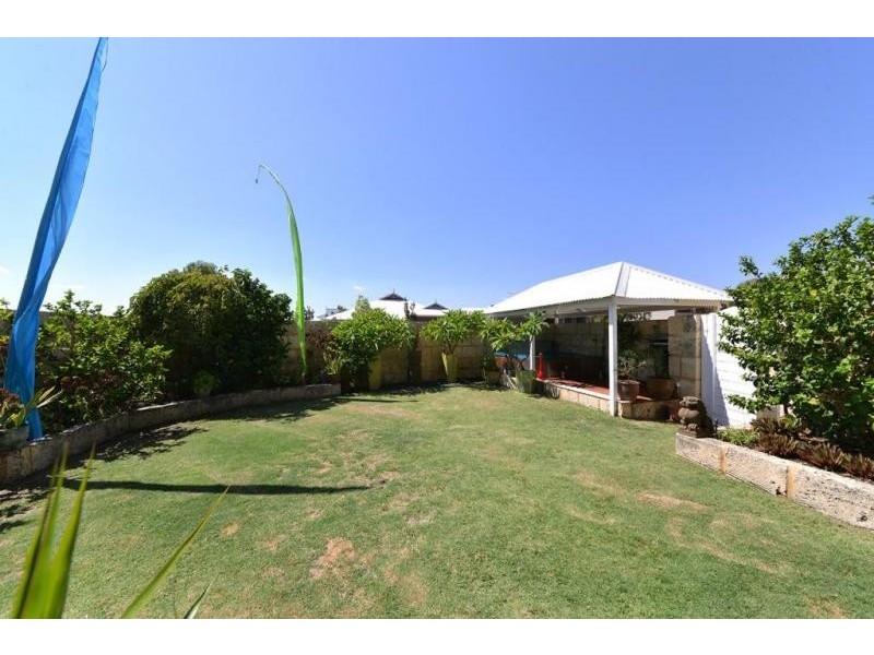 12 Labianca Vista, Carramar WA 6031