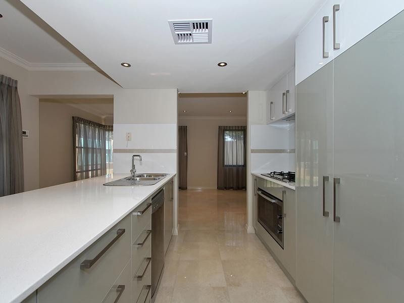 49 Discovery Circuit, Iluka WA 6028