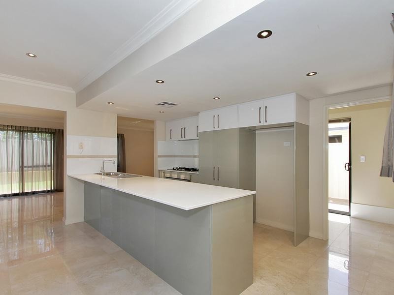 5/49 Discovery Circuit, Iluka WA 6028