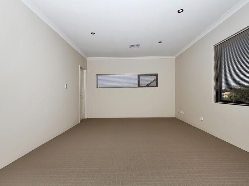 5/49 Discovery Circuit, Iluka WA 6028