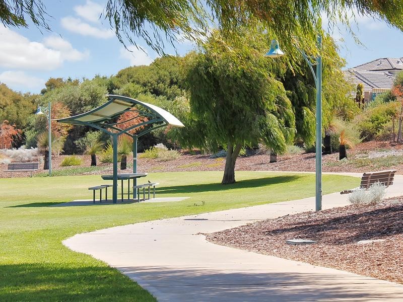 5/49 Discovery Circuit, Iluka WA 6028