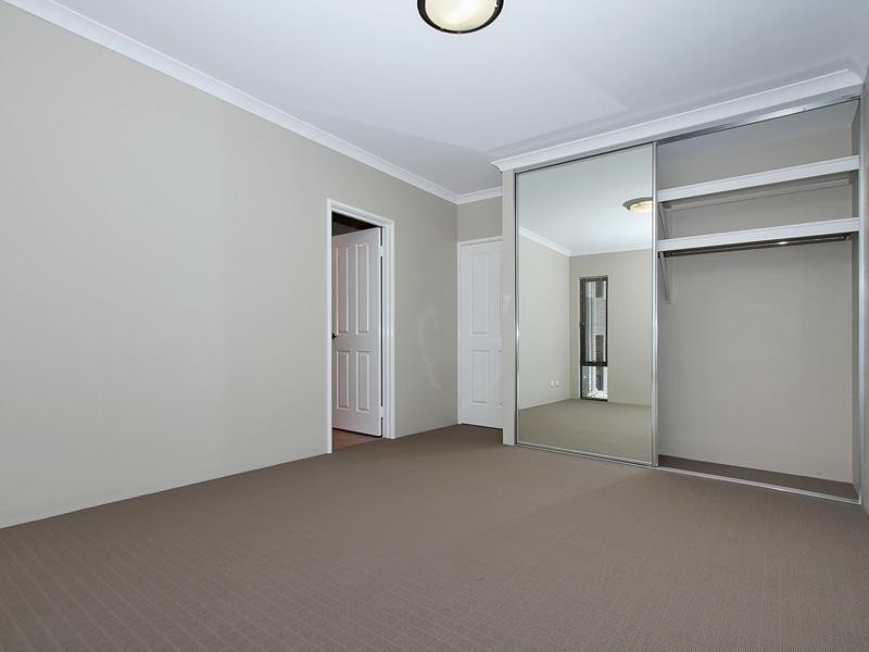 7/49 Discovery Circuit, Iluka WA 6028