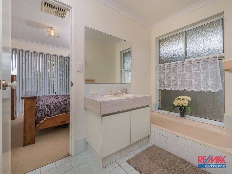 25 Nerang Mews, Merriwa WA 6030