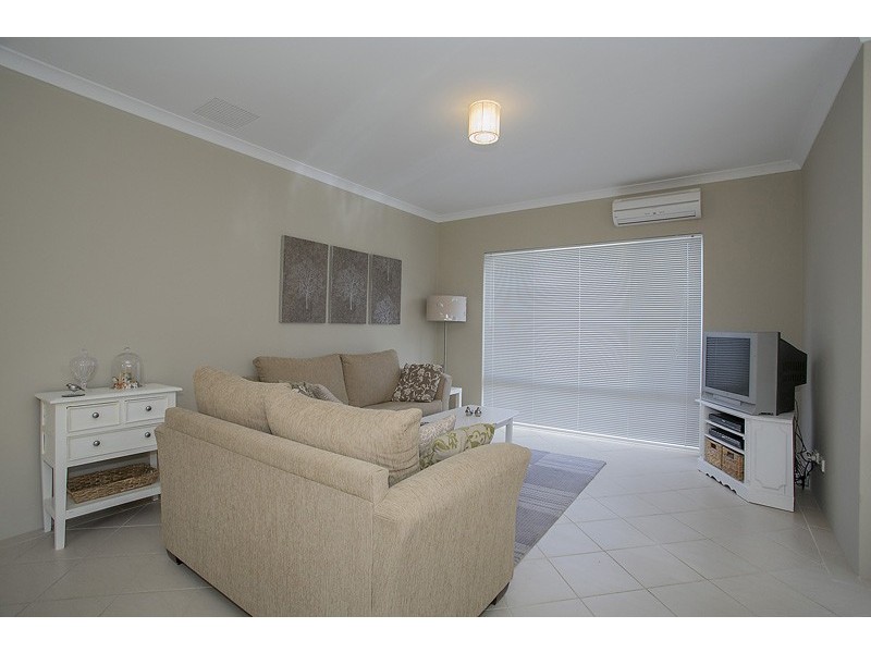 196 Nicholas Road, Hocking WA 6065