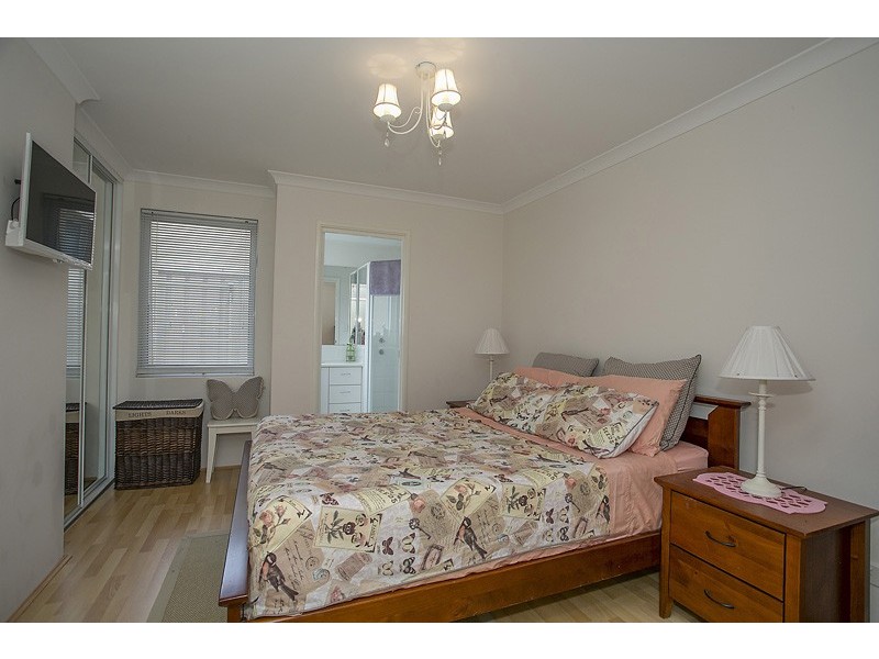 196 Nicholas Road, Hocking WA 6065