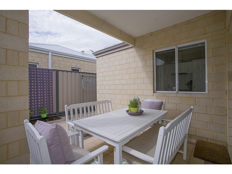 196 Nicholas Road, Hocking WA 6065