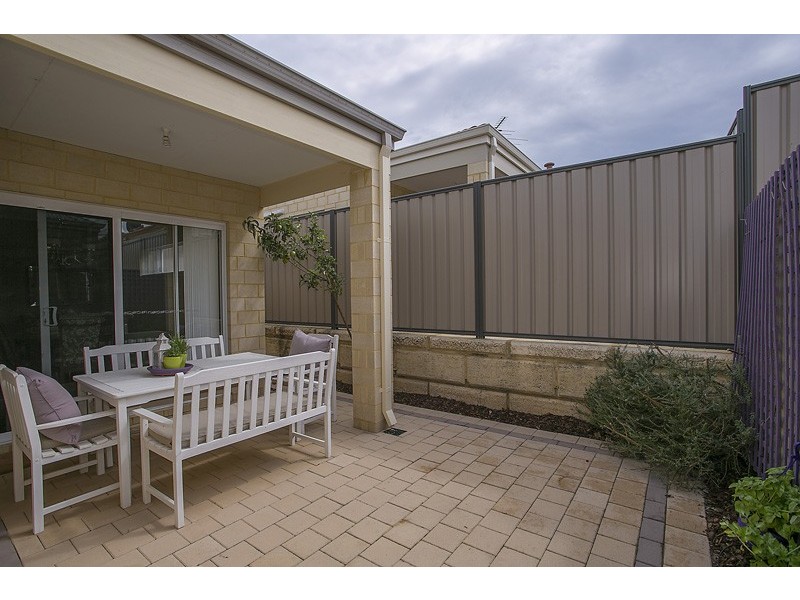 196 Nicholas Road, Hocking WA 6065