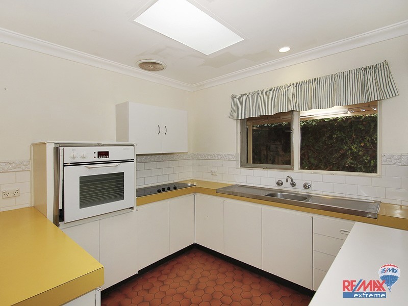 12A Barque Place, Kallaroo WA 6025