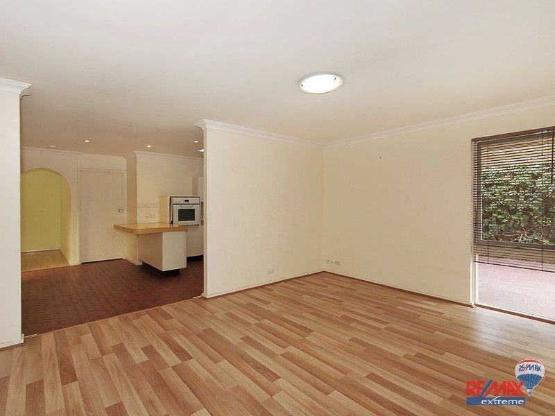 12A Barque Place, Kallaroo WA 6025