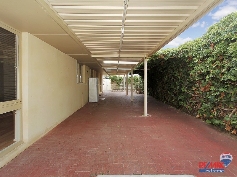 12A Barque Place, Kallaroo WA 6025