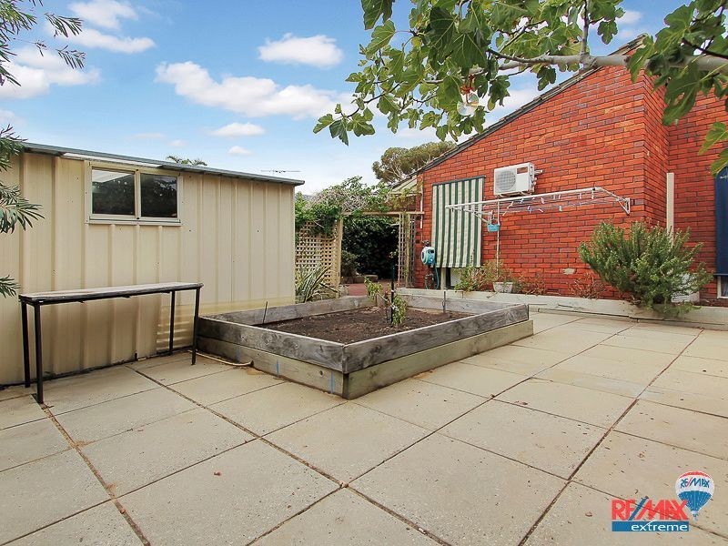 12A Barque Place, Kallaroo WA 6025
