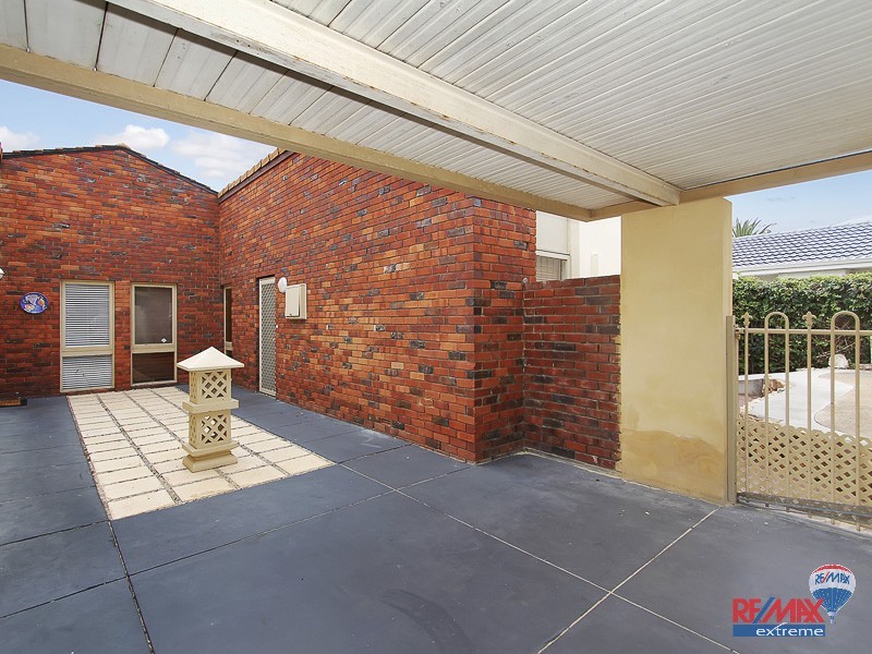 12A Barque Place, Kallaroo WA 6025