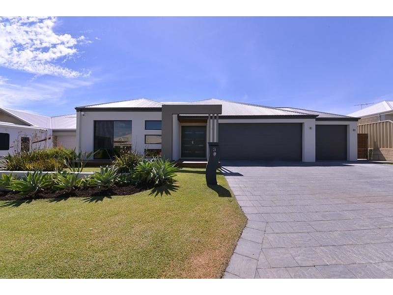 3 Agasse Way, Tapping WA 6065